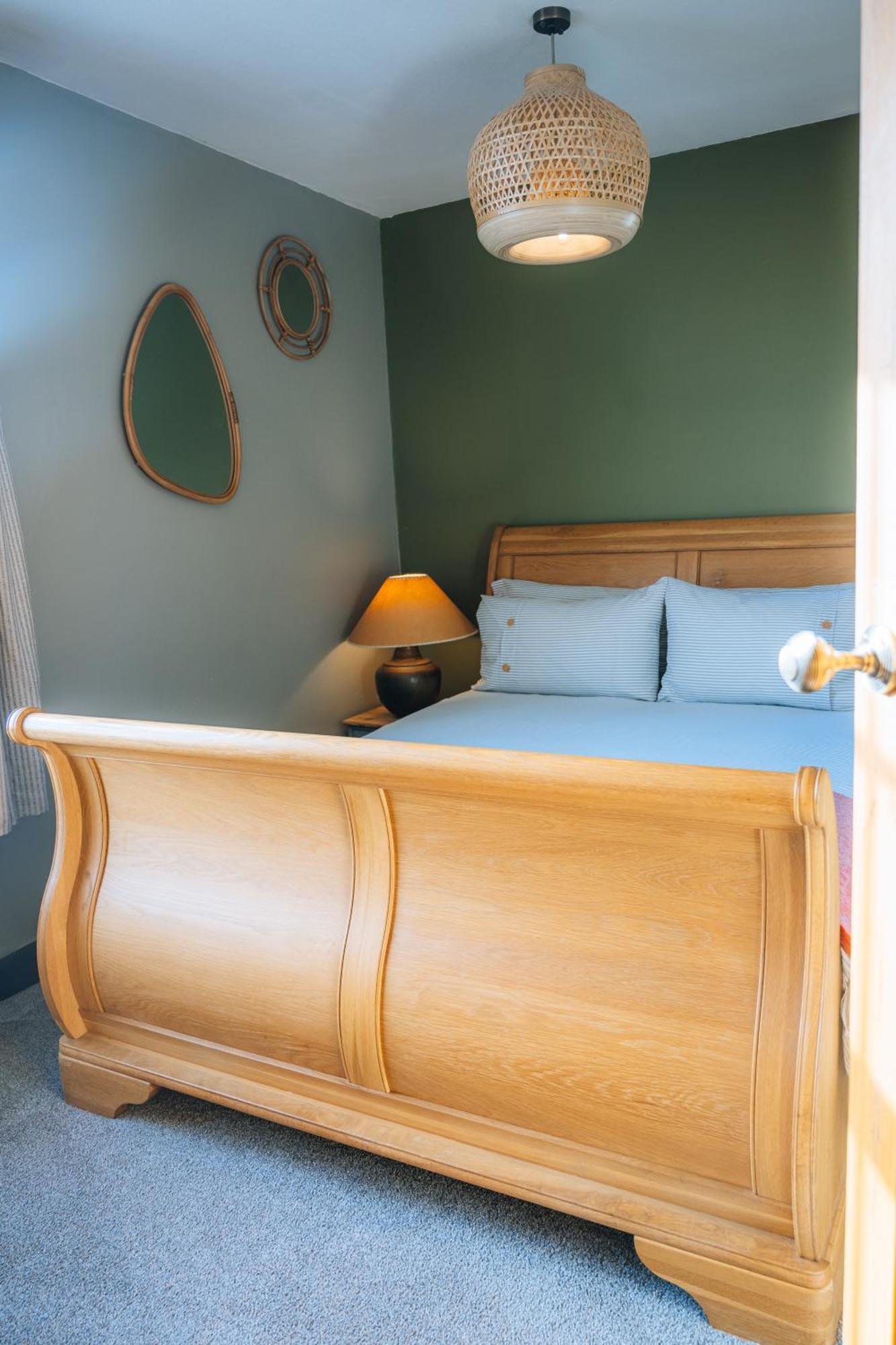 The Hideaway - Stratford Upon Avon - Central - Free Offstreet Parking - 2 Bedroom Luxury Apartment Exterior photo